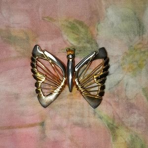 VINTAGE 80s-90s Silver-Tone Butterfly Pendant